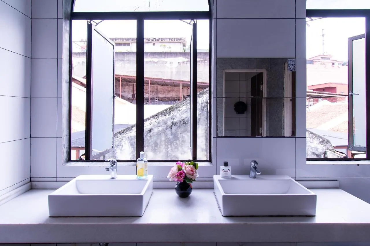 Travel Hub Highstreet Hostel Kuala Lumpur Malaysia