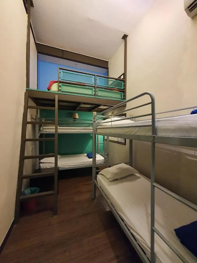 Travel Hub Highstreet Hostel Kuala Lumpur 0*,  Malaysia