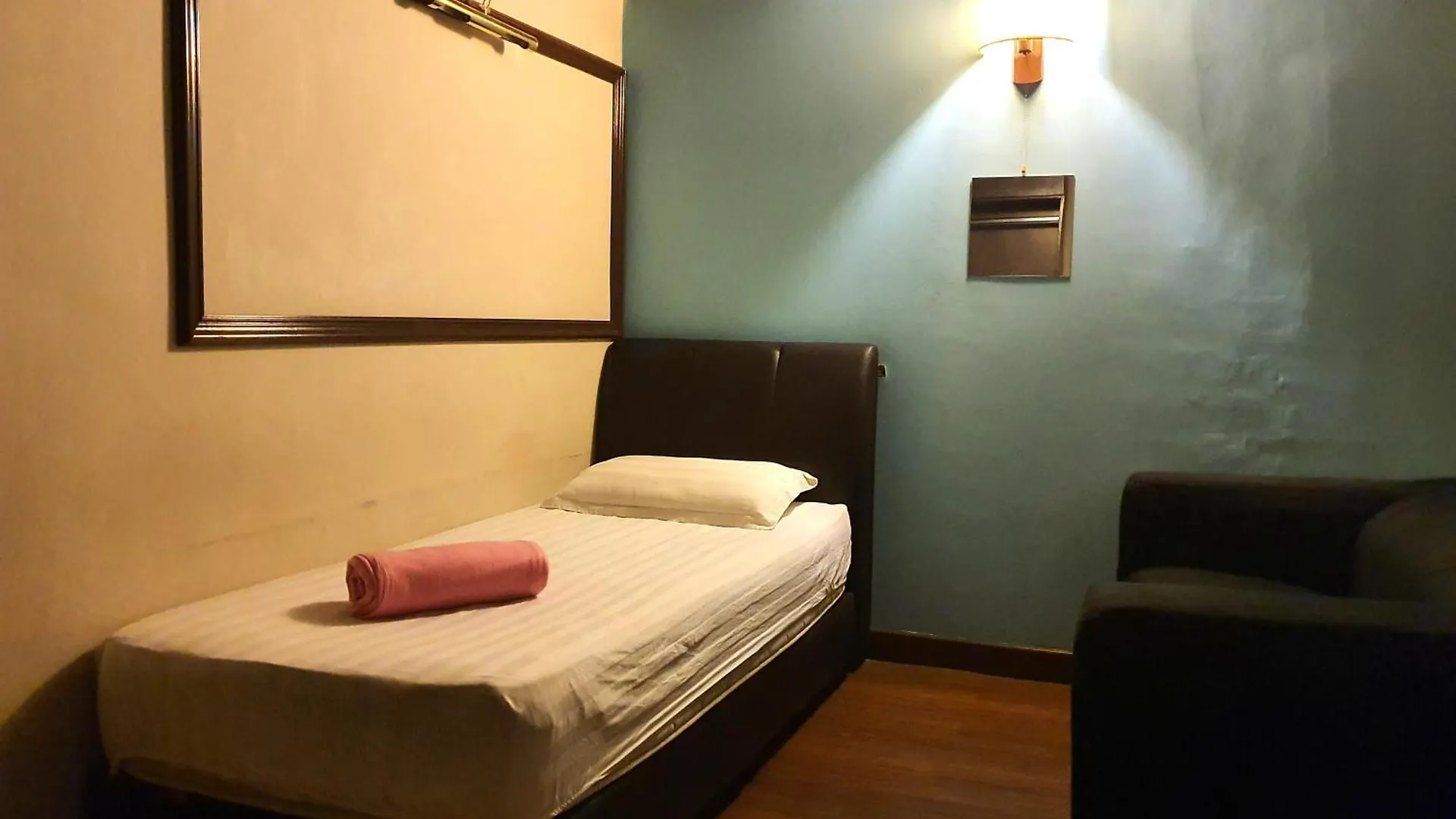 Travel Hub Highstreet Hostel Kuala Lumpur
