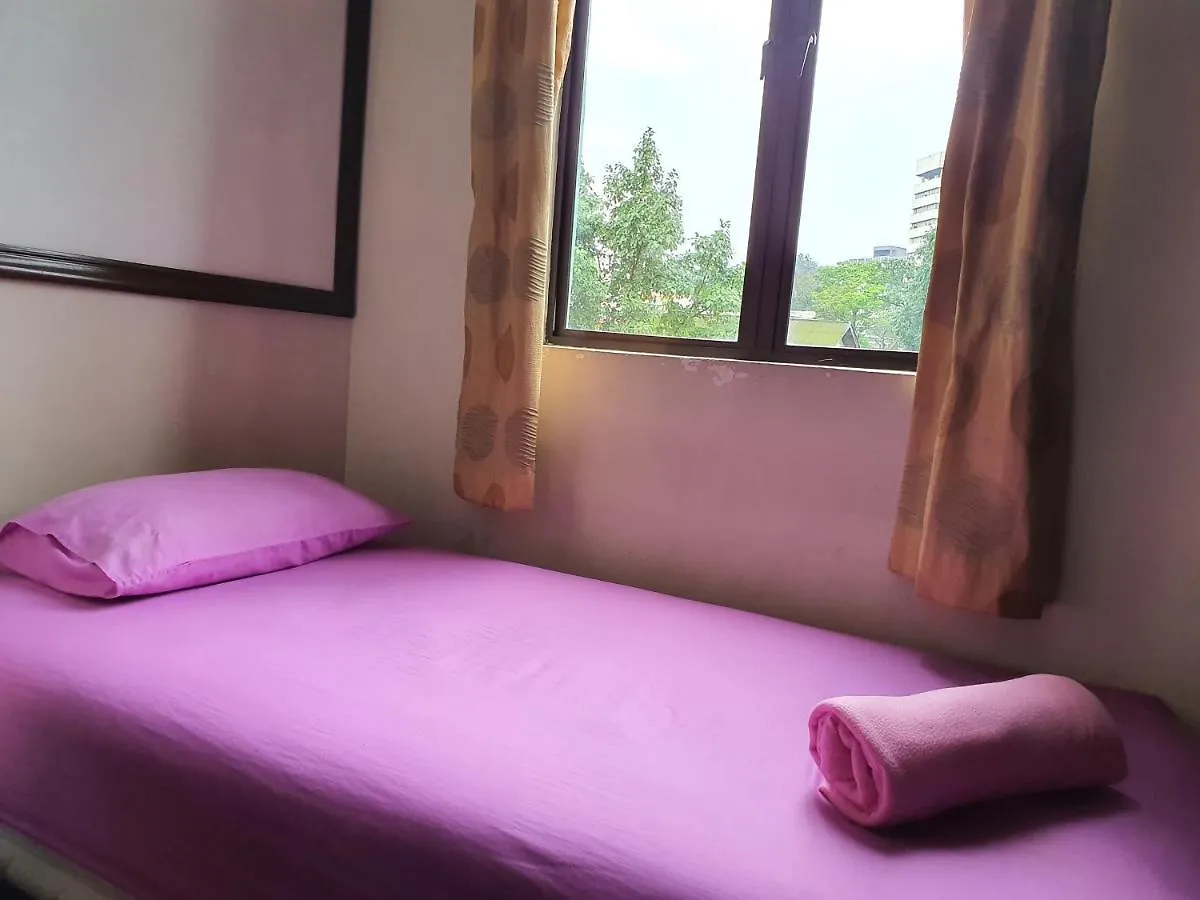Travel Hub Highstreet Hostel Kuala Lumpur